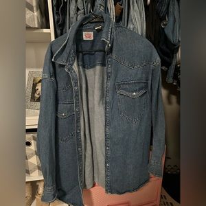 Levi’s Women Dylan Relaxed Western Shirt